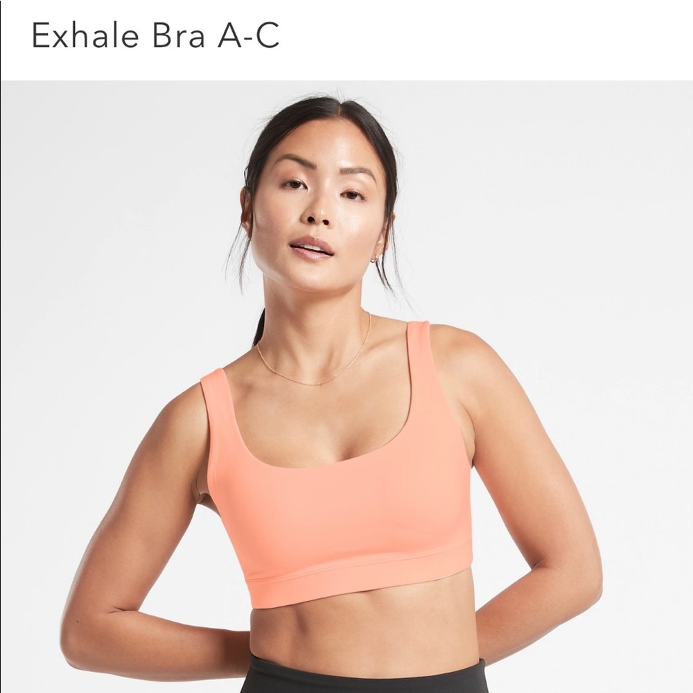 Athleta Exhale Bra Size M